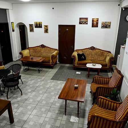 Starhostel Kutaisi Esterno foto