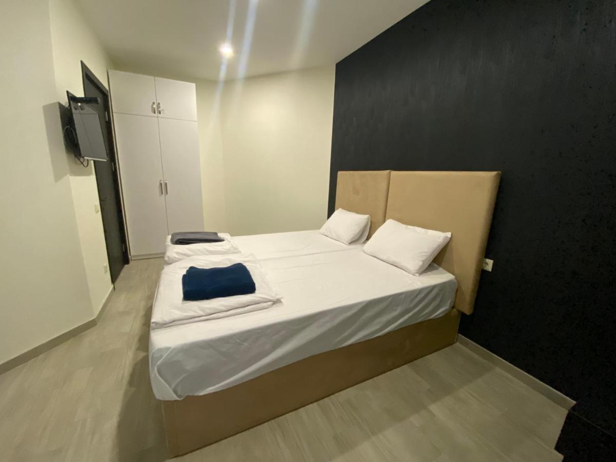 Starhostel Kutaisi Esterno foto